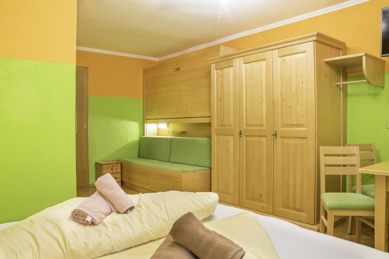 Hotel Gell トヴェング エクステリア 写真