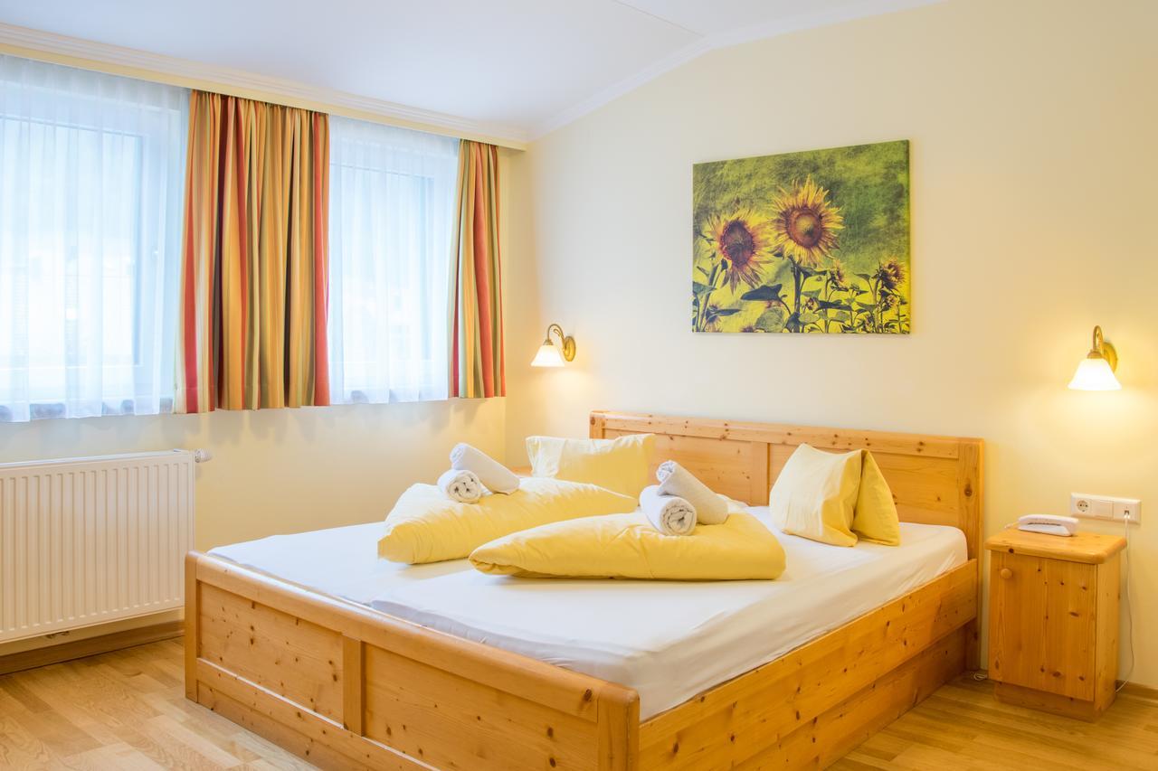 Hotel Gell トヴェング エクステリア 写真