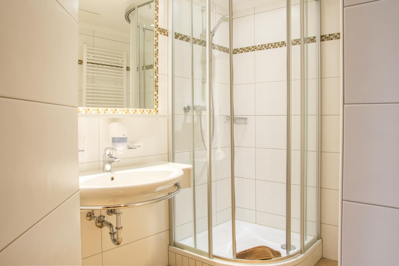 Hotel Gell トヴェング エクステリア 写真